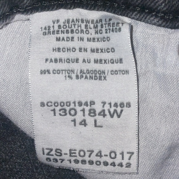 🥶🔵💙RIDERS RELAXED FIT. Denim bluejean shorts. Black colored bluejean Size 14L - Picture 4 of 6